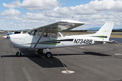 Cessna 172 Skyhawk — N734BB