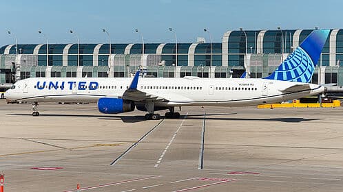 Boeing 757-300 — N75858