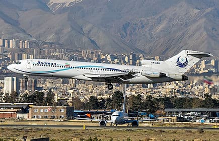 Boeing 727-200 — EP-ASD