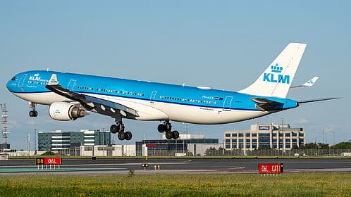 Airbus A330-300 — PH-AKA