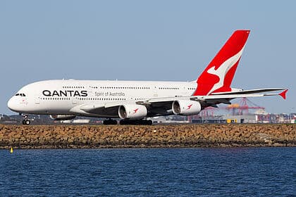 Airbus A380-800 — VH-OQA