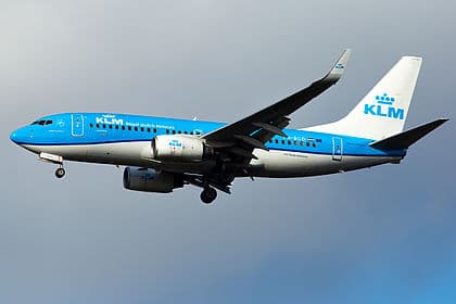 Boeing 737-700 — PH-BGD