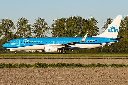 Boeing 737-800 — PH-BXA