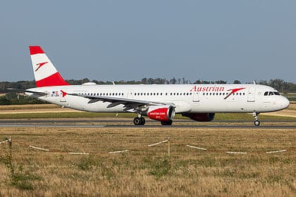 Airbus A321 — OE-LBA