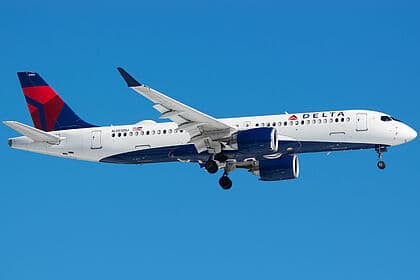Airbus A220-300 — N301DU