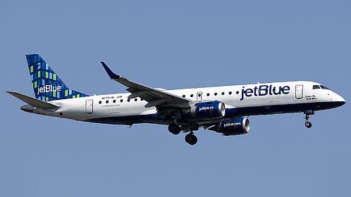 Embraer E190 — N179JB