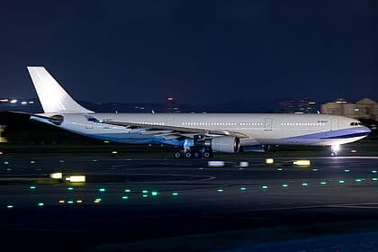 Airbus A330-300 — B-18301