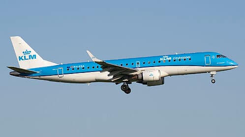 Embraer E190 — PH-EZA