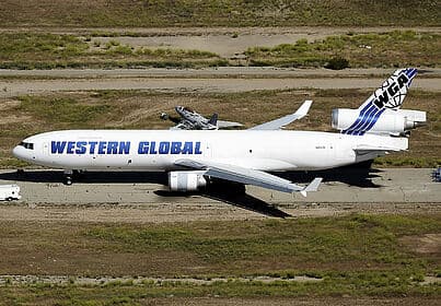 McDonnell Douglas MD-11 — N415JN