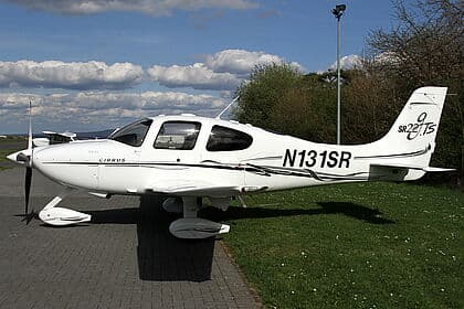 Cirrus SR22 — N131SR