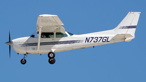 Cessna 172 Skyhawk — N737GL