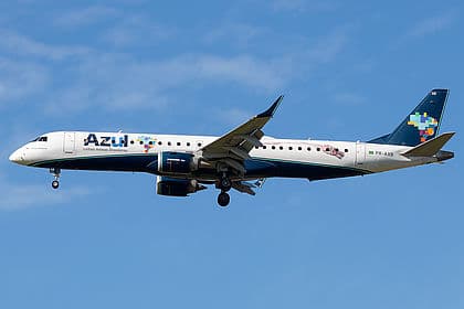 Embraer E195 — PR-AXB