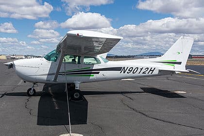 Cessna 172 Skyhawk — N9012H