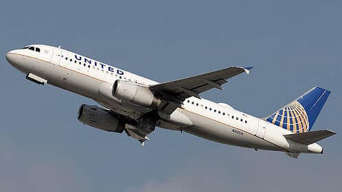 Airbus A320 — N401UA