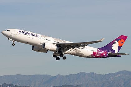 Airbus A330-200 — N380HA