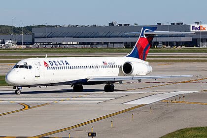Boeing 717-200 — N935AT
